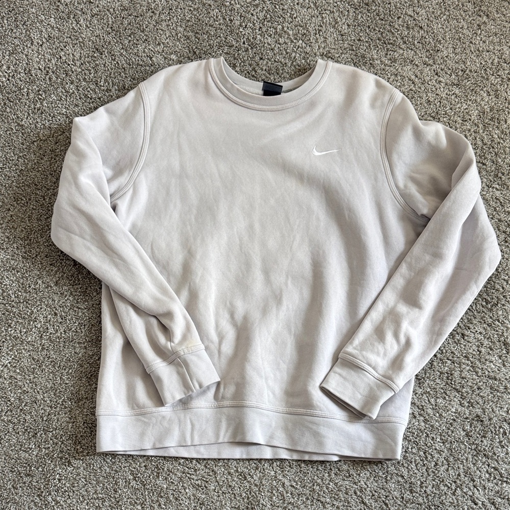 Nike fleeced lined Crewneck Sweatshirt